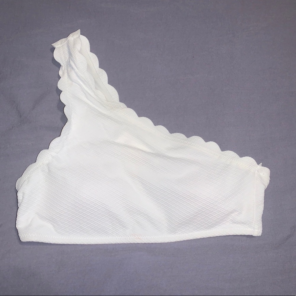 Jessica Simpson swimsuit top